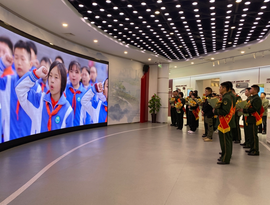 歡迎回家！ 雨山區(qū)今年首批春季退伍軍人光榮返鄉(xiāng)